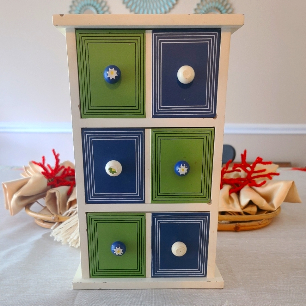 Vtg 3-Drawer Chest
